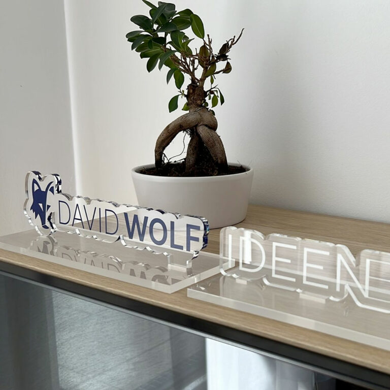 Tischschild 3D Logo