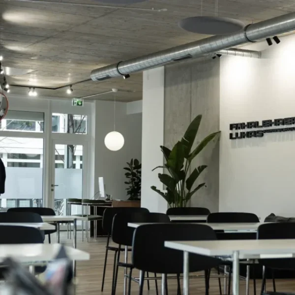 Horizontal_slider_Fahrschule