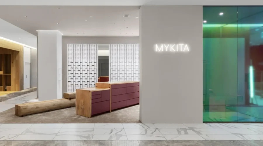 Horizontal_slider_Mykita