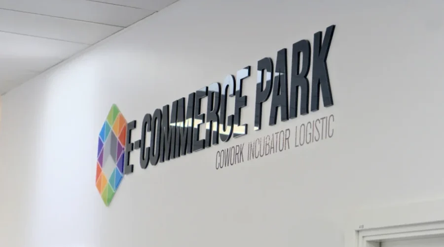 Horizontal_slider_e-commerce